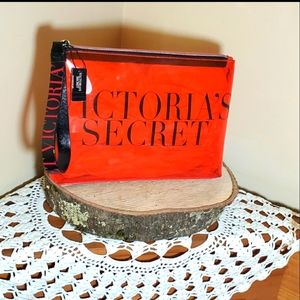 Victoria's Secret Wristlet Bag NWT!!!